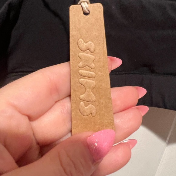 Nwt SKIMS Scoop Black Bra Noir 3x - Picture 5 of 6